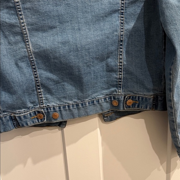 Forever 21 Light Blue Jean Jacket with Brass Accents - Picture 7 of 7